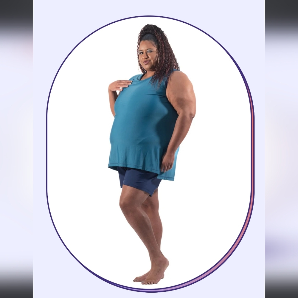 Strongsuit Bora Bora Blue in size Violet